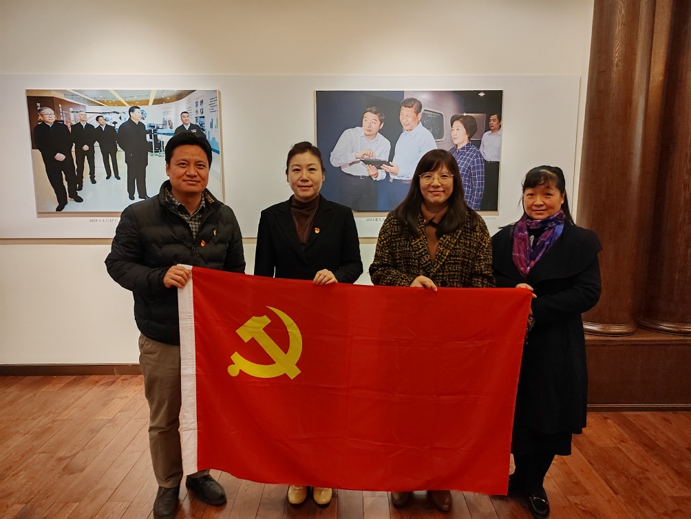 说明: C:\Users\Lenovo\Desktop\3044永利集团师生开展党支部联合主题党日活动\20231117党日活动4.jpg